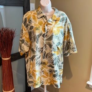 Men’s Tommy Bahama tropical shirt